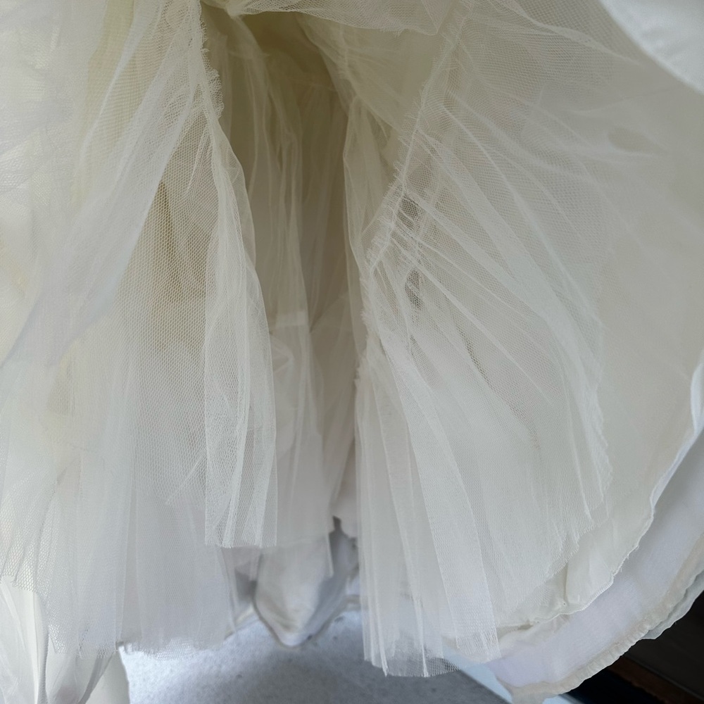 Anne Barge satin Gown. Wedding. Debutante Ball. Strapless. Alter to fit. - Picture 5 of 6